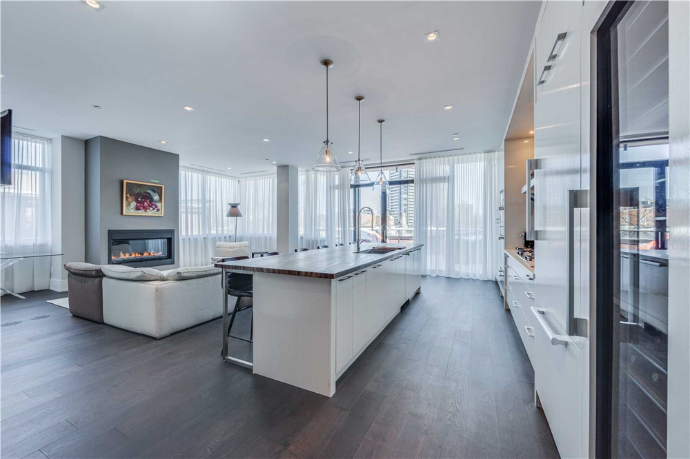 開(kāi)放式廚房跟客廳要怎么規(guī)劃設(shè)計(jì)?(圖2) 開(kāi)放式廚房跟客廳要怎么規(guī)劃設(shè)計(jì)?(圖2)