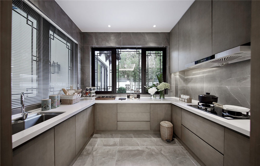 原木與實木復合的區(qū)別在于哪里?(圖2) 原木與實木復合的區(qū)別在于哪里?(圖2)