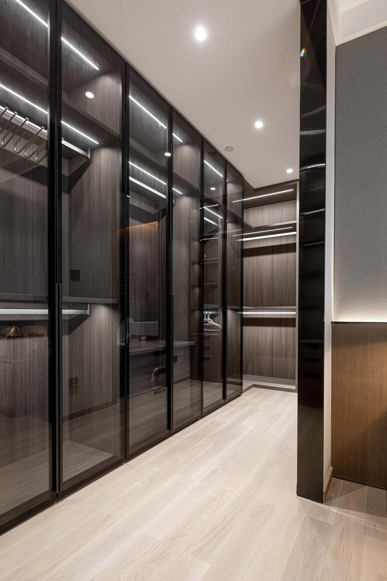 228㎡全屋定制大平層,現代極簡風格設計案例(圖14) 13.jpg