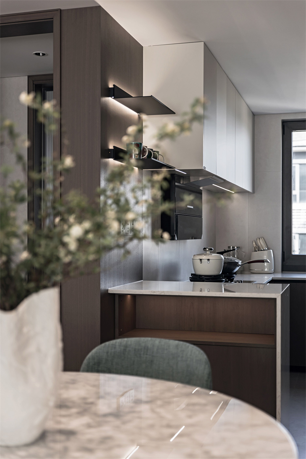 180㎡現代極簡復式,生活中的藝術感(圖9) 9.jpg