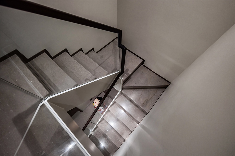 180㎡現代極簡復式,生活中的藝術感(圖12) 12.jpg